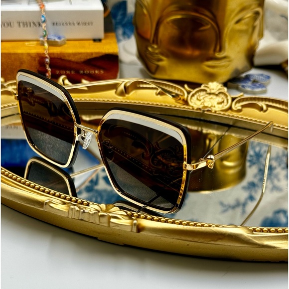 Alexander McQueen Accessories - 🆕 ALEXANDER MCQUEEN 🧿 NWOT AM0222SK 002 Gold Wire Rim & Silver Metal Sunglass